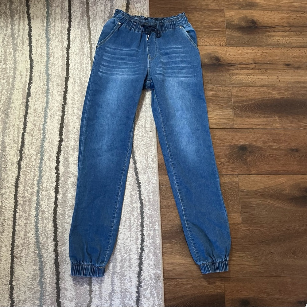Blue paper bag jogger jeans, elastic waist, size small